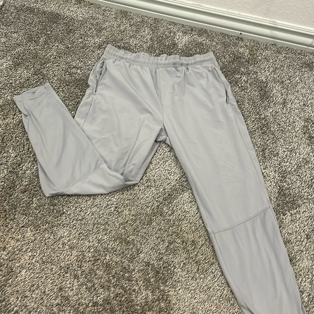 Men’s all in motion grey lightweight jogger